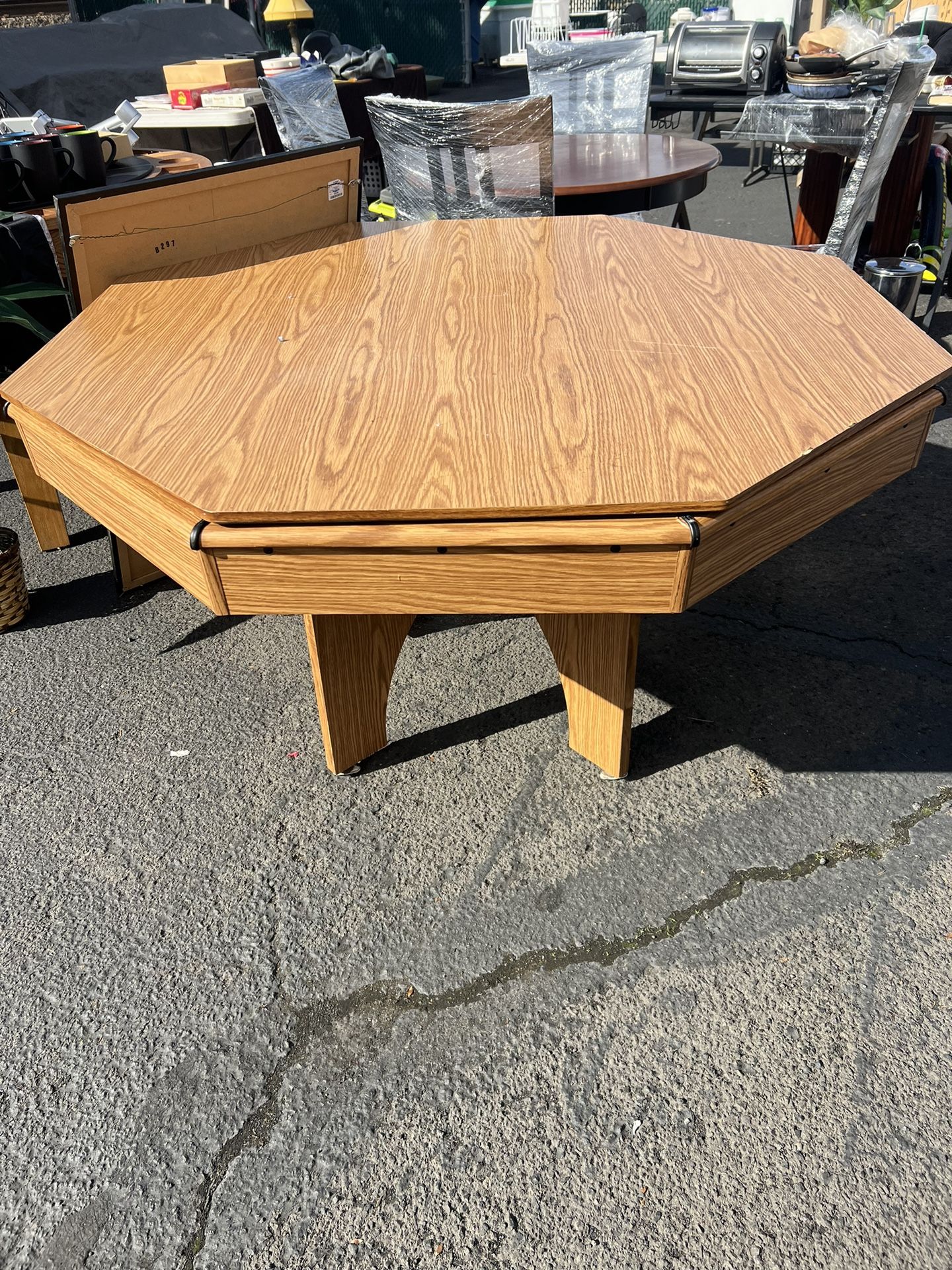 Bumper Pool Table/game Table