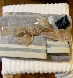 Avanti Home Collection Bath Towel Set - 3 pc (1 Bath towel, 1 Hand towel, 1 Fingertip towel)