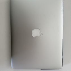 MacBook Pro (Retina 13 inch early 2015) 2.7 GHz Dual Core i5