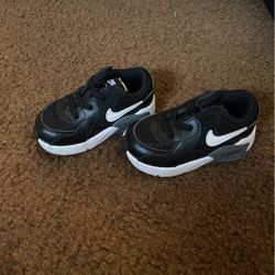 Nike Air Max Size 4c