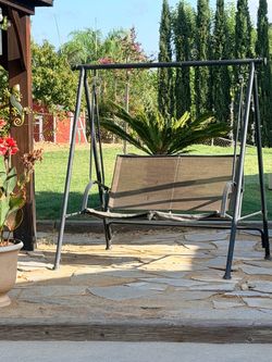 Outdoor swing