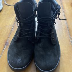 Timberland A1KLO Dausette Sneaker Black Nubuk Suede Woman’s Size 8 Women’s Boots Size 8