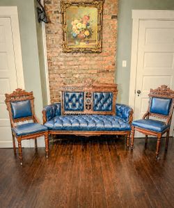Antique Victorian Eastlake Walnut Settee Loveseat c. 1880s