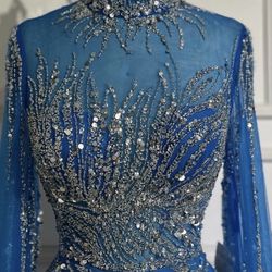 Very Beautiful Woman’s Prom Evening Formal Long Beads Dress 