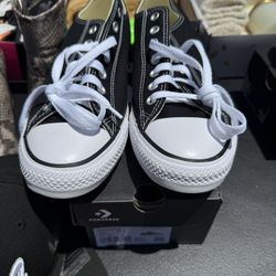 Chuck Converse 9.5 Men