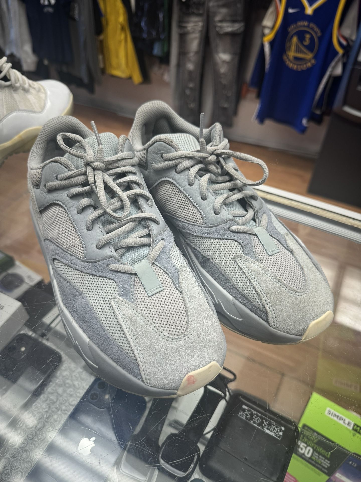 Adidas Boost Yeezy 700 Inertia Size 8.5 US