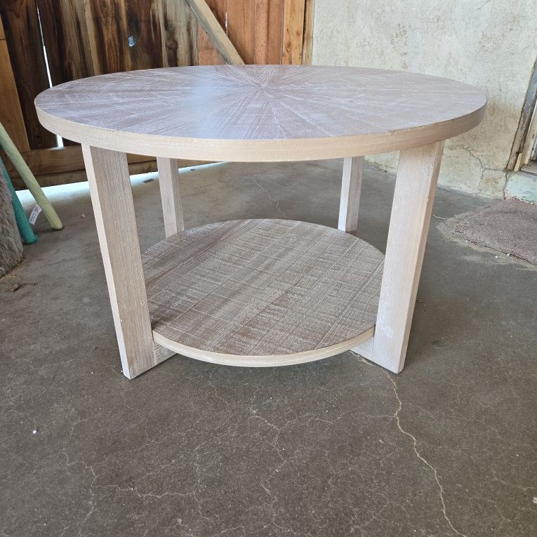 Round Wood Coffee Table 