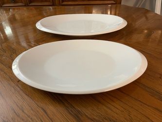 2 Matching Elegant White Dinner Platters in Like New Condition