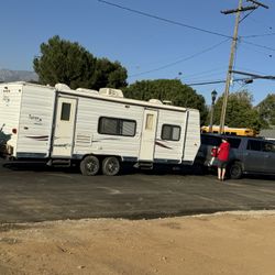 2003 Tahoe Travel Trailer 