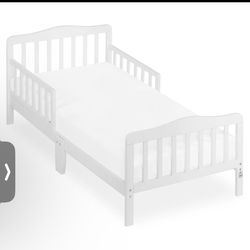 Montesorri Style Toddler Floor Bed 