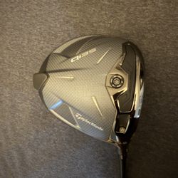 Brand New TaylorMade Qi35 Driver