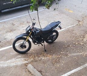 Xpro hawk dlx motorcycle