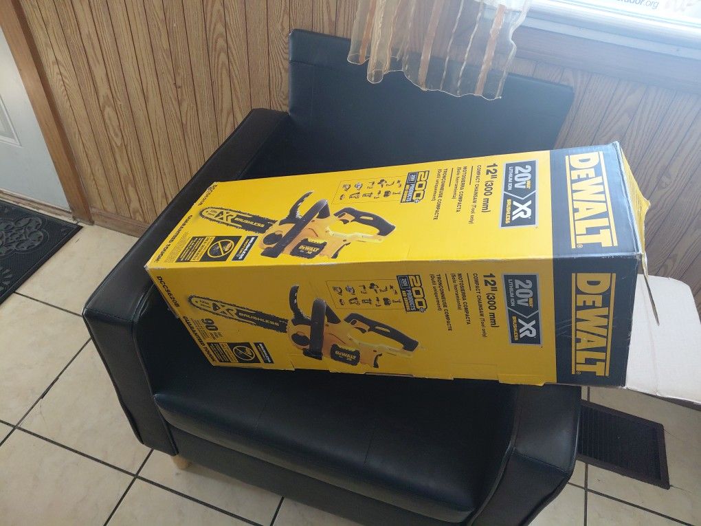 Dewalt Chainsaw