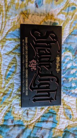 NIB, NEW IN BOX Kat Von D Shade and Light Eyeshadow Quad Palette, "Rust", Warm Neutral Tones