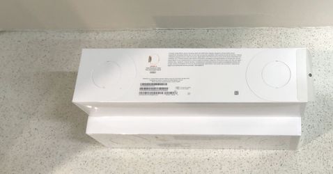 Brandnew Apple Watch series 5 40mm GPS +Cellular-Gold