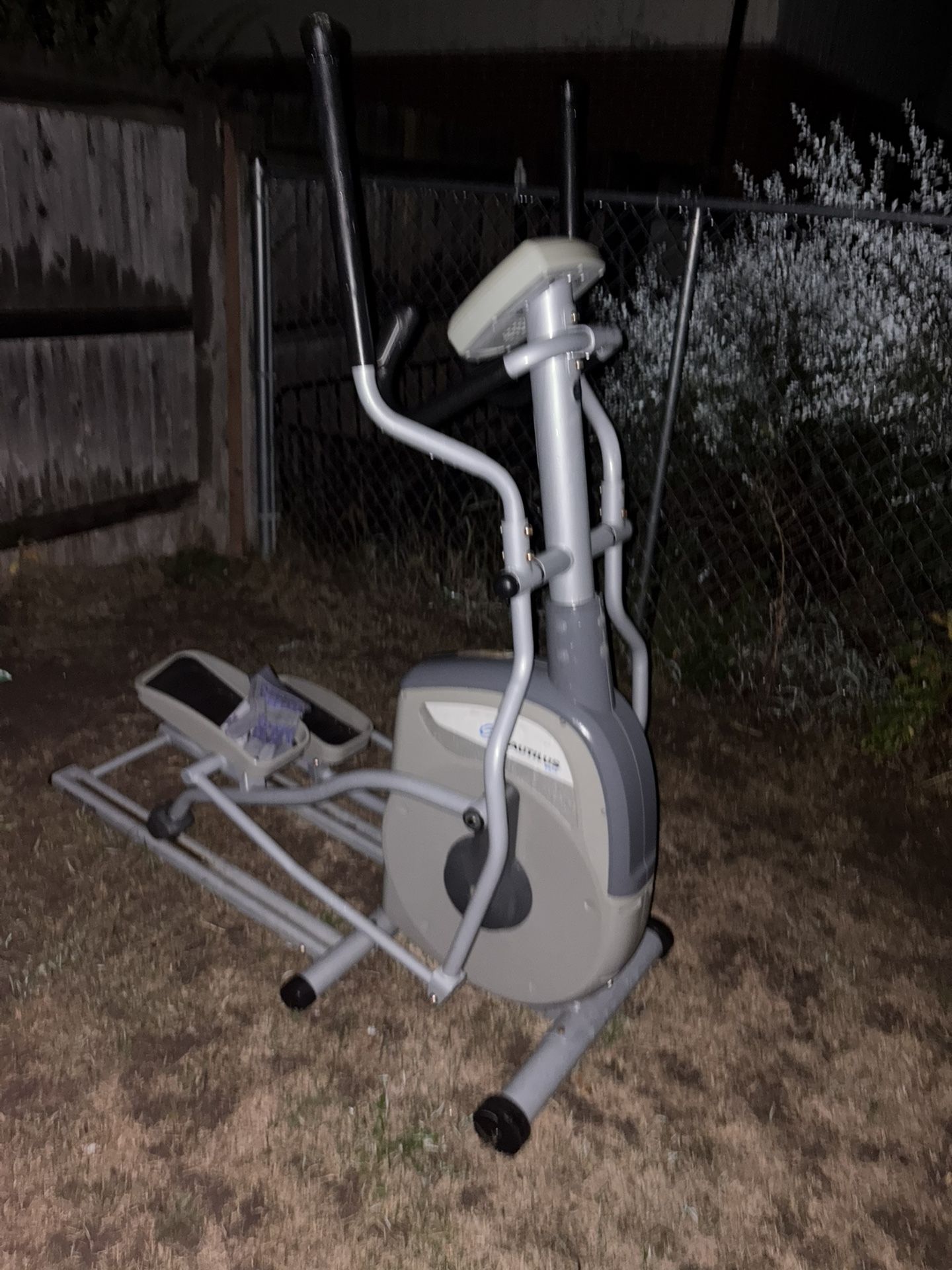 Free Elliptical