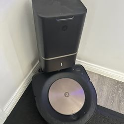 Roomba S9+ Robot Vacuum $100 Cash Or Zelle Pick Up Only