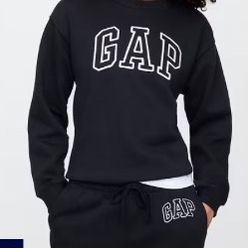 GAP SWEATSHIRT 