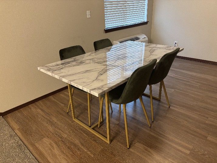 Modern Marble Dining Table Set w/ 4 Chairs – Gold Legs