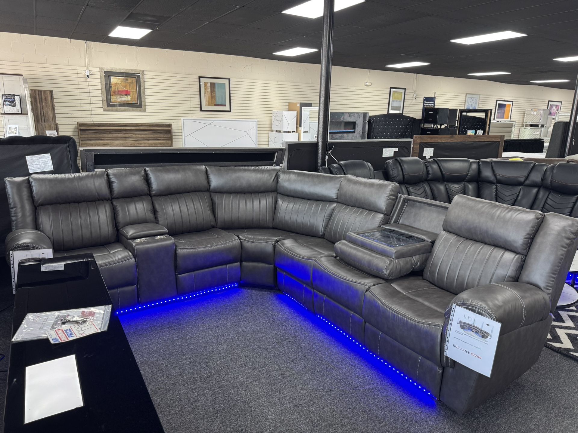 Power Recliner Sectional. 🚚WE DELIVER🚚
