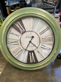 Large wall clock