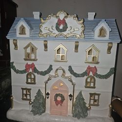 Cynthia Rowley Christmas House