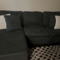 Couch With Pullout Bed
