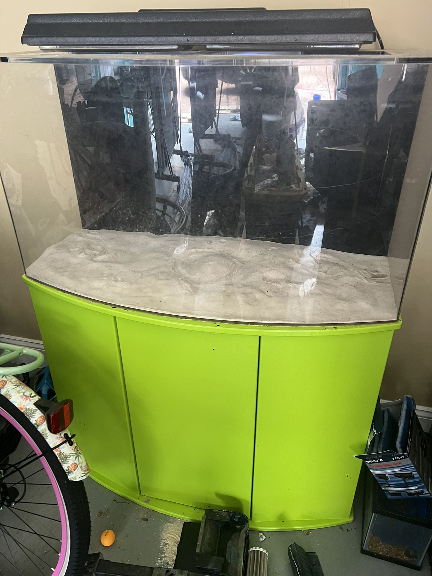 46 Gallon Aquarium And Stand