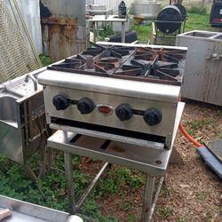 NEW GAS HEATER

4 BURNER COUNTERTOP