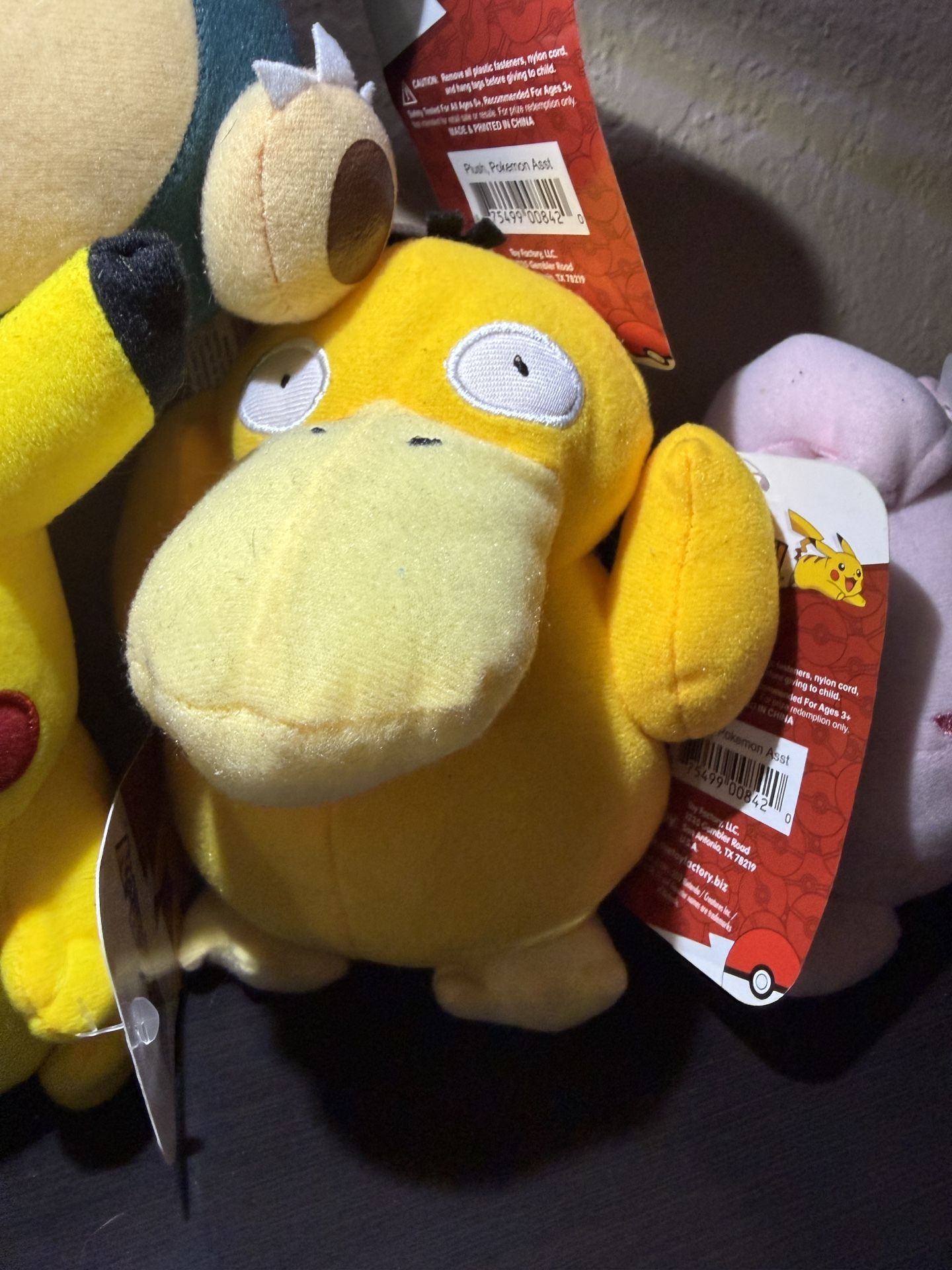 Nintendo Pokémon psyduck  Stuffed Plush Doll