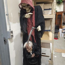 Halloween DECORATIONS Reeper & Old MAN