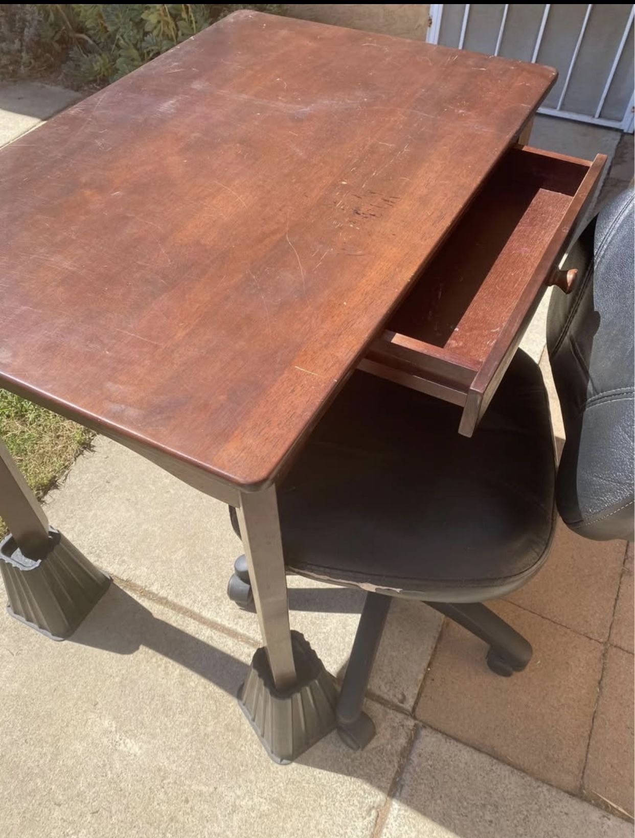 Kinder Kraft Table