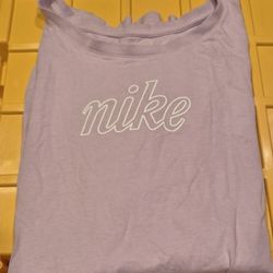 3x Womens Nike Shirt
