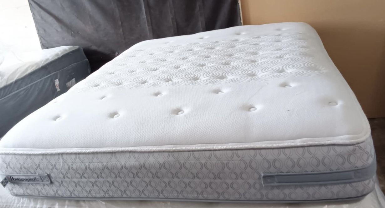 Queen Size Mattress (Colchon Queen Size)