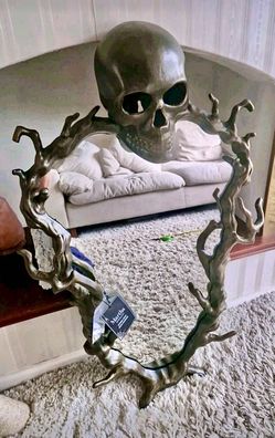 MARTHA STEWART VIRAL METAL SKULL VINES MIRROR BRASS HEAVY! NEW! W Tags HALLOWEEN