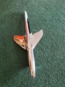 1951 chevy hood ornament