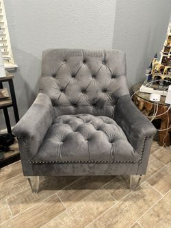 Accent Chair 