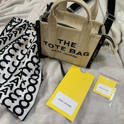 The Jacquard Small Tote Bag