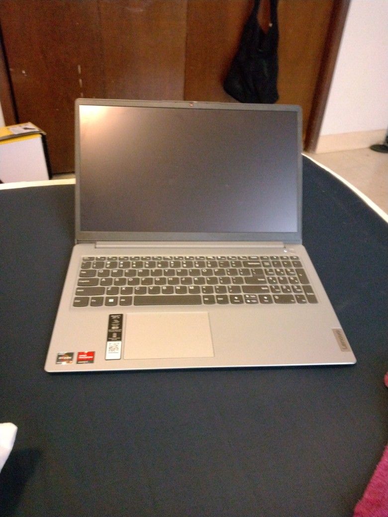 Lenovo IdeaPad 1