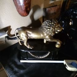 Heavy Brass Lion Decor 