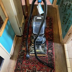 Bissell Carpet Cleaner 