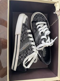 Coach woman shoes size 5
