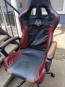 Gaming chair