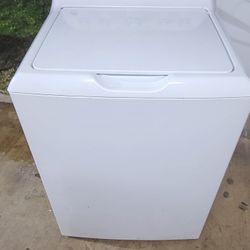 Washer General Electric Can̈on Size Capacity Plus Tube With Warranty $300