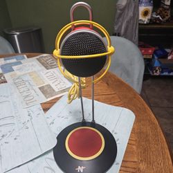 Microphone