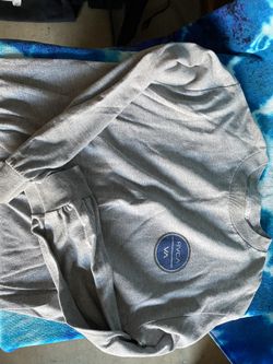 Men’s small long sleeve shirts