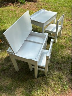 Kids Desk and Chair Set