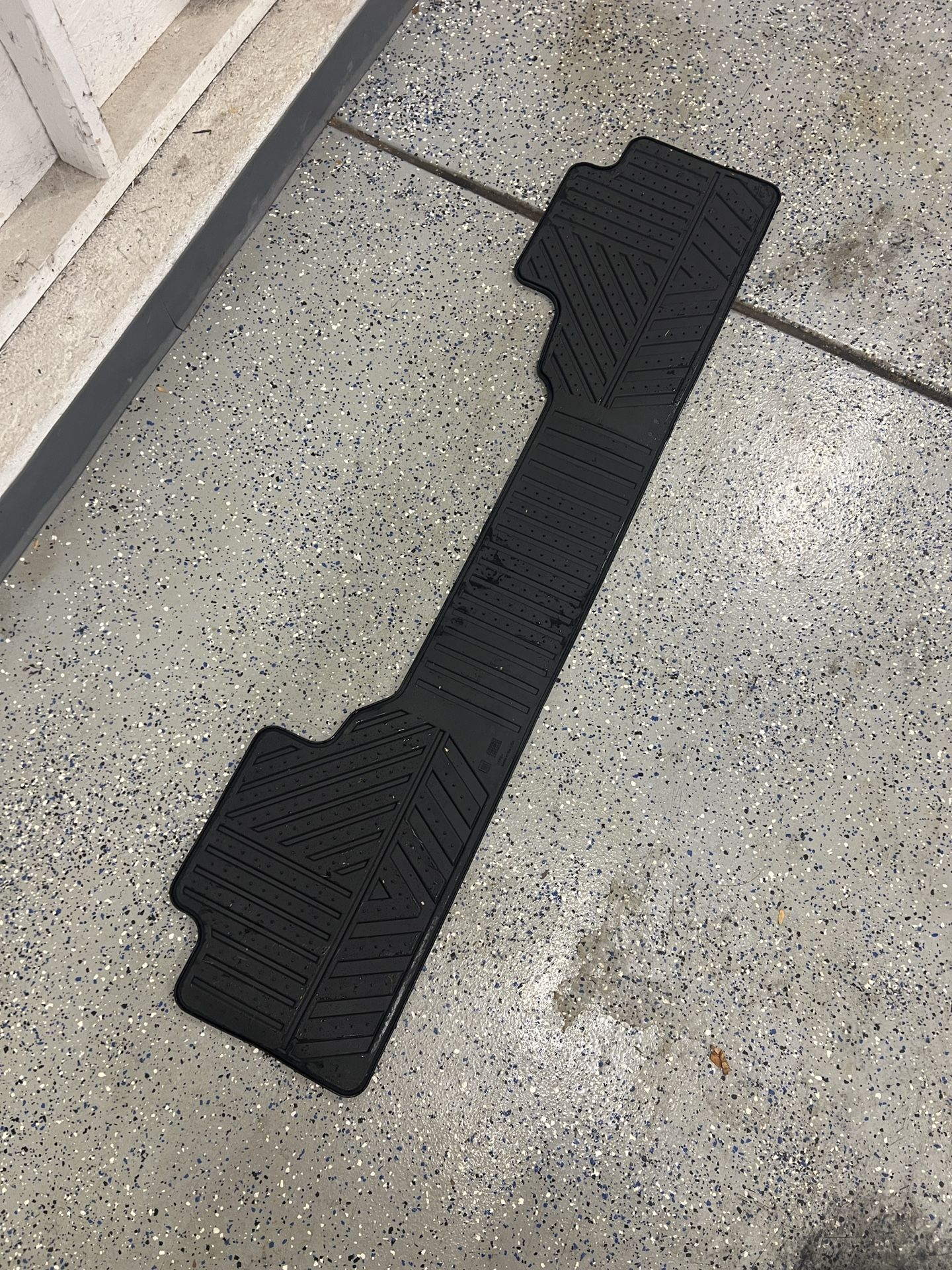 GM All Weather Rear Truck Floor Mat (contact info removed)5