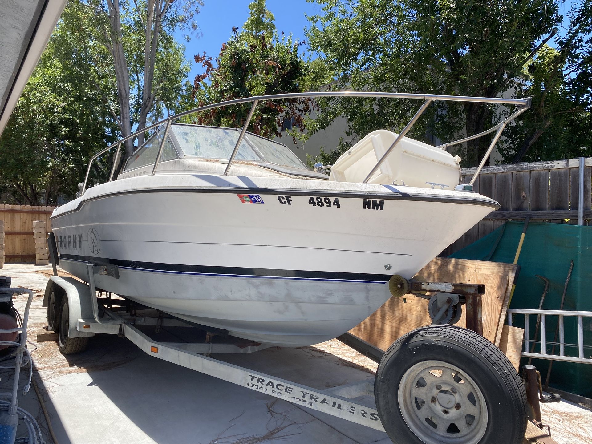 Bayliner Trophy