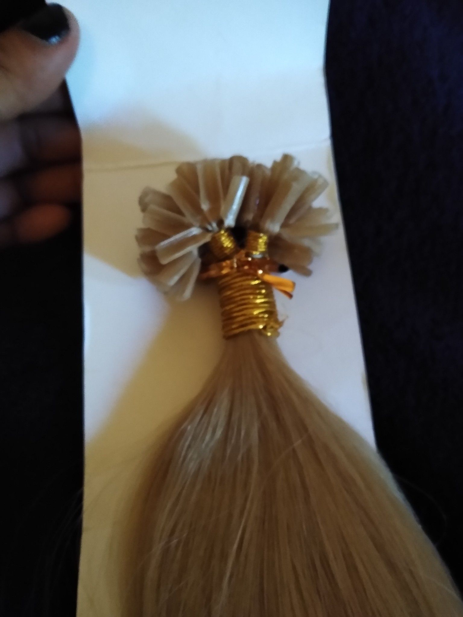 70 grams of 22 inches blonde human hair micro link HAIR extenciones new for $40 I'm city of bell ca